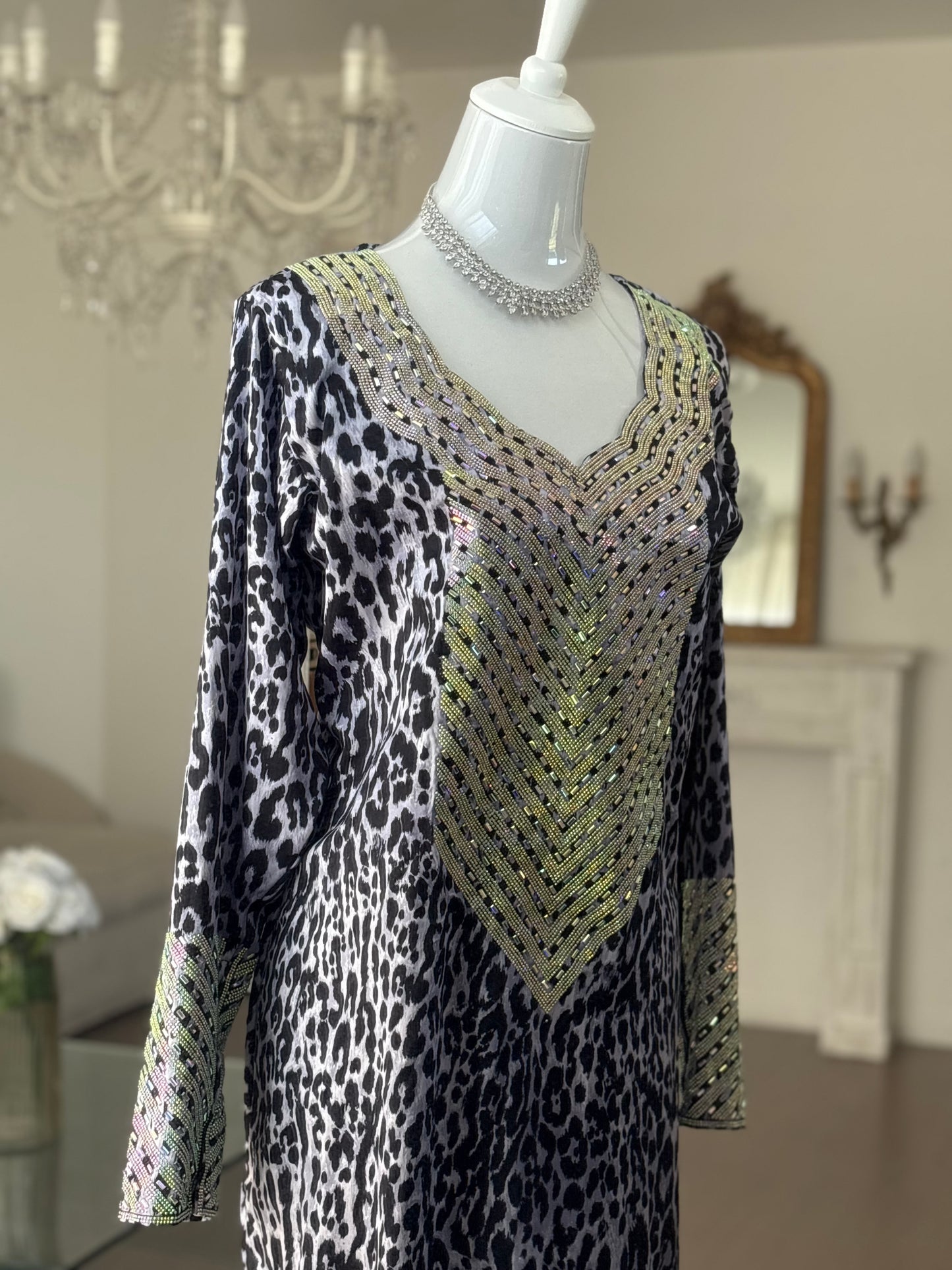 Mukhawar Leopard Corset dans le dos