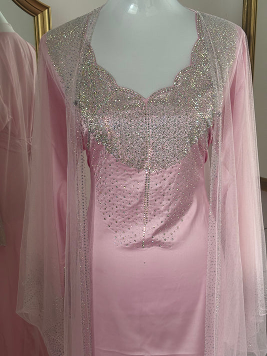 Mukhawar ajustable avec sa abaya assorti et son hijab